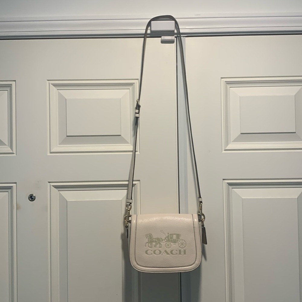 Coach crossbody purse cream color like new
